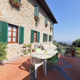 Casa Velia, Hotel in Uzzano