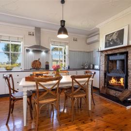 Hanigans Cottage