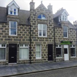 Deeside Snugs Apartments、Kincardine OʼNeilのホテル