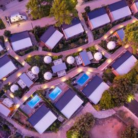 Medora Orbis Mobile Homes, hotel sa Podgora