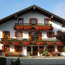 Beim Heiß'n, hotel in Staudach-Egerndach