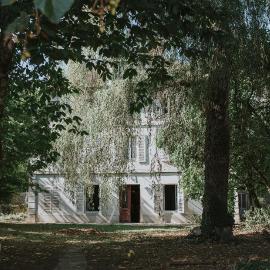 Logis de la Rose, hotel di Gray