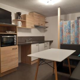 Your BaseCamp!, hotel en Roppen