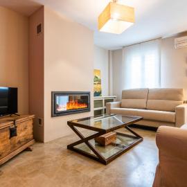 Unika Homes Santiago Grisolia House, hotelli kohteessa Armilla