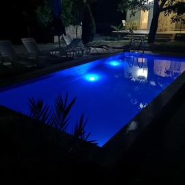 Campari Panzió, hotel in Gyenesdiás