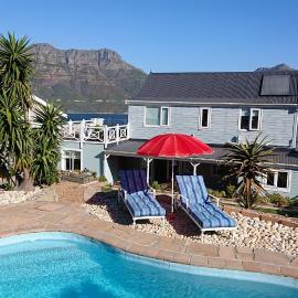 Villa Amanzi, hótel í Hout Bay
