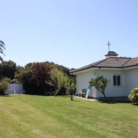 Perfect Chalet for Beach Lovers and Golfers, hotel em Somo
