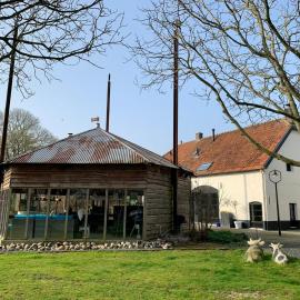 Atelier Onder de Notenboom, hotel en Appeltern