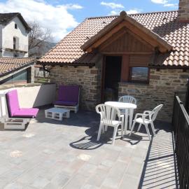 Casa Rural Sardas 60m2 con GARAGE - Sabiñanigo, Hotel in Sabiñánigo