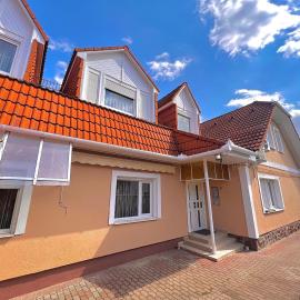 Vörösmarty Deluxe Vendégház, hotel i Kaposvár