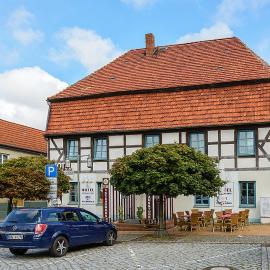 Ostseehotel Neubukow，Neubukow的飯店