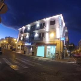 Hotel Aquila, hotel u gradu Aprilija
