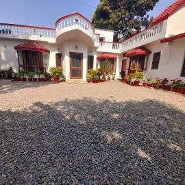 Sukoon.Homestay, hotel en Rājpur