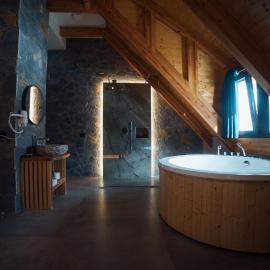 Hotel Kulla e Bajraktarit, viešbutis mieste Bogë