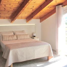 Comfy Loft at Regina Apartments