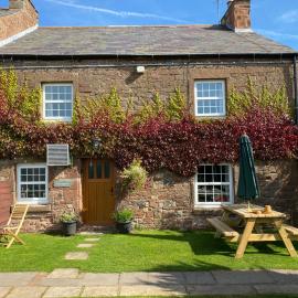 Gatesgarth Cottage @ The Pheasant Inn, khách sạn ở Brampton