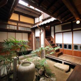 HEM'S HOTEL 1日1組限定 new, hotel in Miyajima