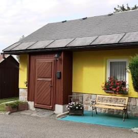 Ferienhaus Brigitte, hotel i Klingenthal