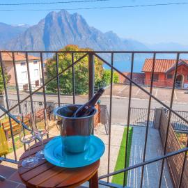 Happy Guest Apartments - Lake & Green Oasis, hotel v destinaci Riva di Solto