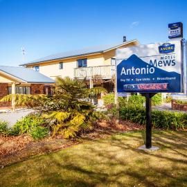 Antonio Mews Motel, hotel en Stratford