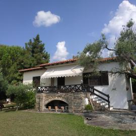 Sea Art House, hotelli kohteessa Kalogria