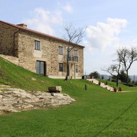 O lar de San Fins-Casita rural
