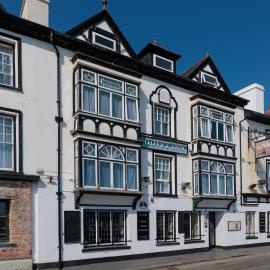 Dovey Inn, hotel i Aberdyfi