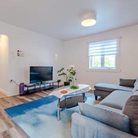 Nice River & Mountain View+4 Beds+Free parking, khách sạn ở McMasterville