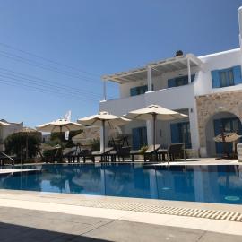 Mer Bleu Apartments, готель у місті Амбелас