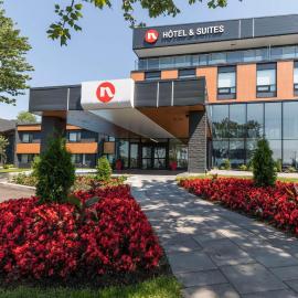 Hôtel & Suites Normandin Lévis, hotel em Lévis