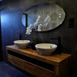 Huis nummer 7 met sauna en 3 slaapkamers, hotel a Leeuwarden