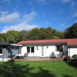 Casita - Sterneferienhaus mit Garten, Sauna und Wallbox, hotel em Kirburg