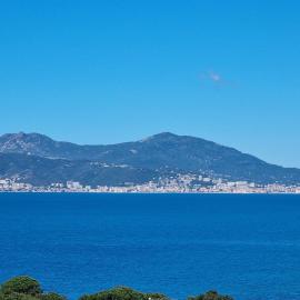 Superbe appartement T3 face mer baie Ajaccio