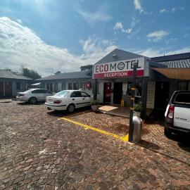 Ecomotel O.R.Tambo, hotell i Kempton Park