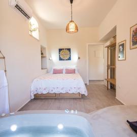 Mandarinies Boutique Residence