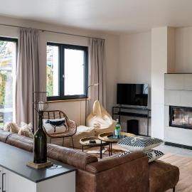 Wellnesshaus "Strandflieder" mit Sauna, Kamin & Terrasse - ruhig & stilvoll in Zingst
