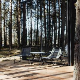 Stay ÖÖD Laheranna SÄRA -with sauna, Hotel in Punakivi