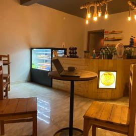 Viesnīca Kumaon Gud Chaha Cafe & Homestay pilsētā Chaukori