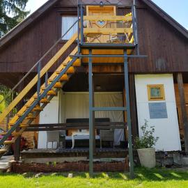 Szöcske Guesthouse In the Danube Bend near Budapest