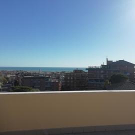 TERRAZZA SUL MARE IN VIA DEVOTO, hotell sihtkohas Chiavari