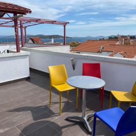 Lighthouse, hotel u Vodicama