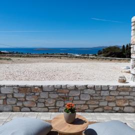 Panteronisia View Villa, hotel a Angairiá