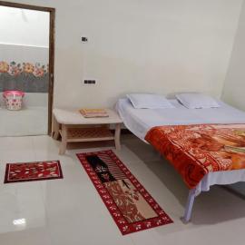 Shree Krishna Nature Stay, מלון בKhāpa