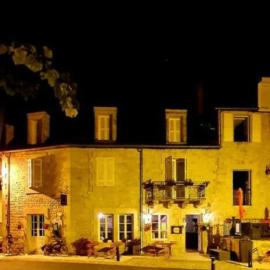 Fleur d’Iris, hotel en Perpezac-le-Blanc