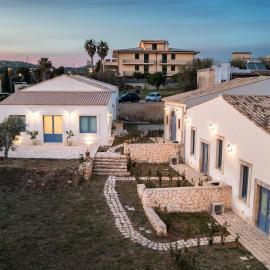 MichaEl garden, hotel em Noto