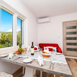 Apartman Paradiso, Hotel in Martinšćica
