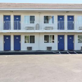 Motel 6-Campbell, CA - San Jose, hotelli kohteessa Campbell