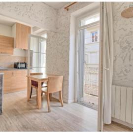 Studio équipé-climatisé avec balcon au Mourillon à 20m de la plage