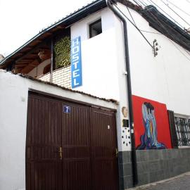 Hostel Bushati
