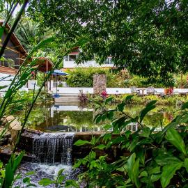 Sattva Land โรงแรมในเบลโมแพน